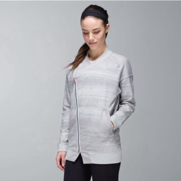 Lululemon Mula Bundle Wrap Jacket Size 6 - Picture 1 of 13